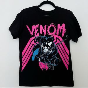 URBAN OUTFITTERS - Venom Tee